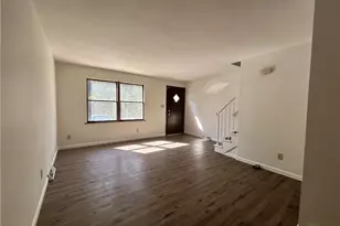 3601 Beaumont Dr, Weirton, WV 26062 - Photo 2
