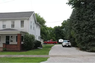 149 Noble Street W, East Canton, OH 44730 - Photo 1