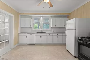 111 W Cuyahoga Falls Ave, Akron, OH 44310 - Photo 14