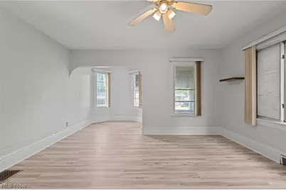 111 W Cuyahoga Falls Avenue, Akron, OH 44310 - Photo 26
