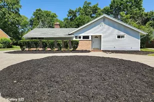 23551 S Woodland Rd, Huber Heights, OH 44122 - Photo 1