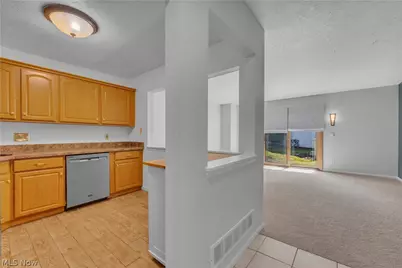 4215 Jennings Ridge Drive, Loveland, OH 44109 - Photo 6