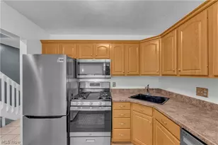 4215 Jennings Ridge Dr, Loveland, OH 44109 - Photo 8