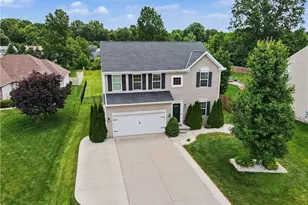 4118 Pembroke Dr, Kent, OH 44240 - Photo 2