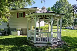 37080 Township Rd 68A, Dresden, OH 43821 - Photo 8