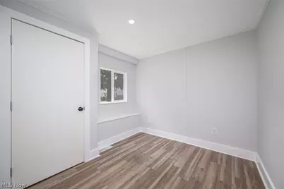 353 3rd Street NW, Barberton, OH 44203 - Photo 18