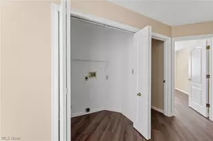 361 Village Pointe Dr, Akron, OH 44313 - Photo 30