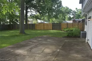 537 Howells Ct, Eastlake, OH 44095 - Photo 24