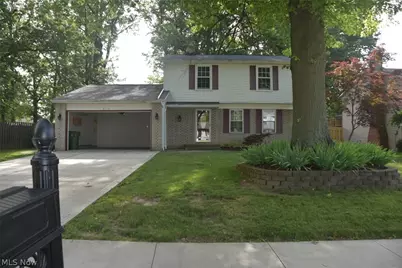 537 Howells Court, Eastlake, OH 44095 - Photo 1