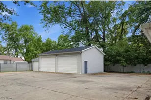 671 Moyer Ave, Boardman, OH 44512 - Photo 12