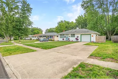 1024 Oakwood Drive, Elyria, OH 44035 - Photo 30