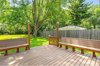 1024 Oakwood Drive, Elyria, OH 44035 - Photo 4