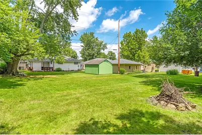 1024 Oakwood Drive, Elyria, OH 44035 - Photo 28