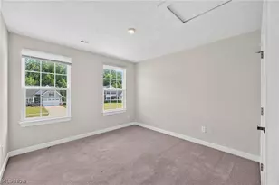5454 Schueller Blvd, Sheffield Lake, OH 44054 - Photo 22