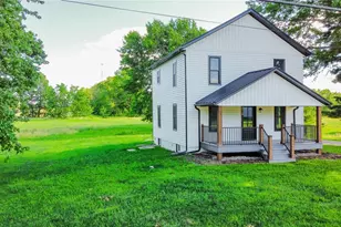 7437 E Lincoln Way, Apple Creek, OH 44606 - Photo 2