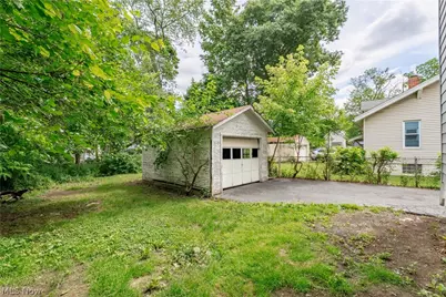 757 Baird Street, Akron, OH 44306 - Photo 32