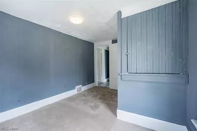 757 Baird Street, Akron, OH 44306 - Photo 16