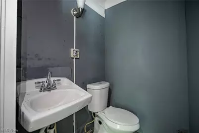 757 Baird Street, Akron, OH 44306 - Photo 14