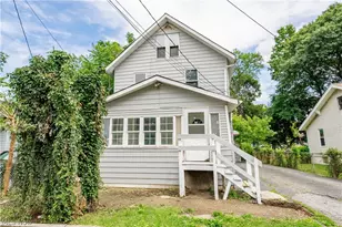 757 Baird St, Akron, OH 44306 - Photo 2