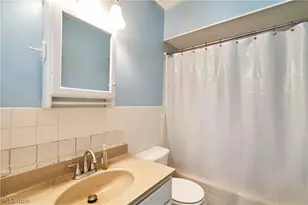 7091 Akron Ave NW, New Franklin, OH 44614 - Photo 16