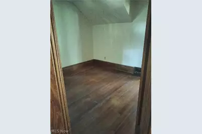 949 W Exchange Street, Akron, OH 44302 - Photo 8