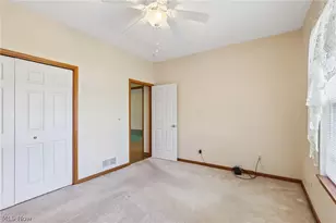 173 St Charles Pl, Elyria, OH 44035 - Photo 26