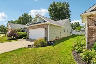 173 St Charles Pl, Elyria, OH 44035 - Photo 4