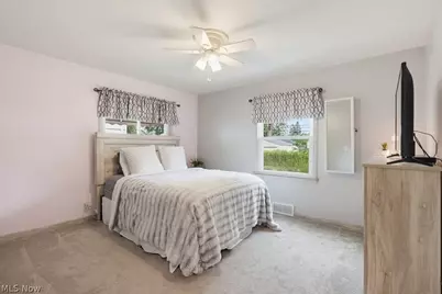 30426 Thomas Street, Willowick, OH 44095 - Photo 10