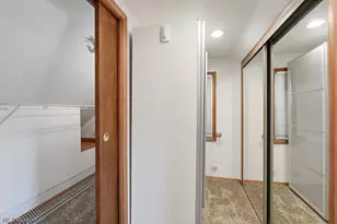 30426 Thomas St, Willowick, OH 44095 - Photo 18