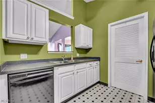 9680 Sylvan Ln, Concord Twp, OH 44060 - Photo 12