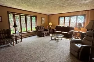 1947 Thalia Ave, Youngstown, OH 44514 - Photo 8