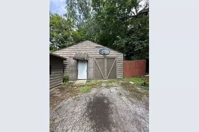 2660 Lisbon Street, East Liverpool, OH 43920 - Photo 2