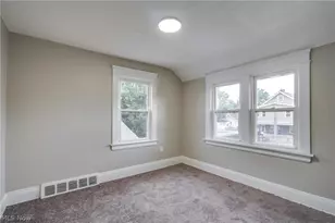 934 Royal Rd, Loveland, OH 44110 - Photo 12