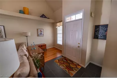 25 Fieldstone, Poland, OH 44514 - Photo 2