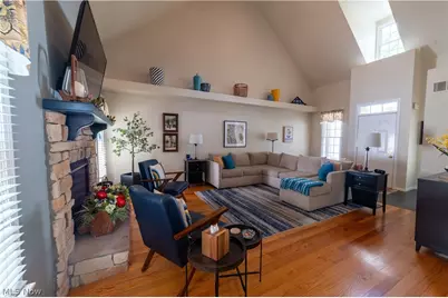 25 Fieldstone, Poland, OH 44514 - Photo 4
