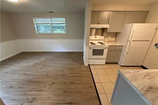 3831 Eigen St, Austintown, OH 44515 - Photo 6