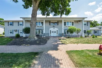 3 Meadowlawn Drive #3-22, Mentor, OH 44060 - Photo 2