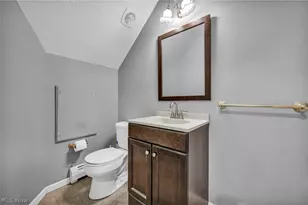 3 Meadowlawn Dr, Mentor, OH 44060 - Photo 34