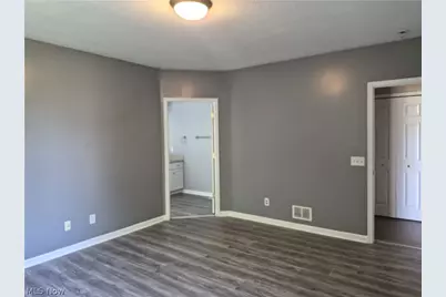 1077 Cookhill Circle, Akron, OH 44312 - Photo 6