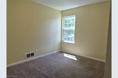 1077 Cookhill Circle, Akron, OH 44312 - Photo 8