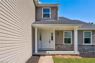 3841 Laurel Rd, Brunswick, OH 44212 - Photo 2