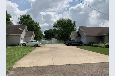32 Stuart Street, Dalton, OH 44618 - Photo 2