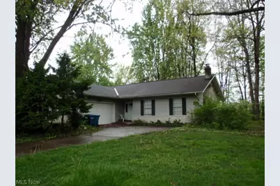 8454 Glenbrook Drive, Olmsted Falls, OH 44138 - Photo 1