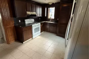 1818 Schiller Ave, Cuyahoga Falls, OH 44223 - Photo 6