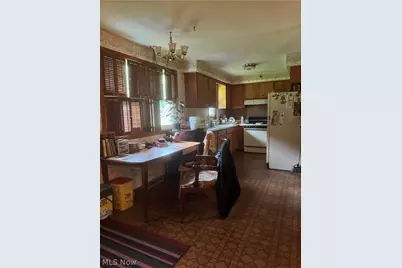 605 W 36th Street, Lorain, OH 44052 - Photo 4