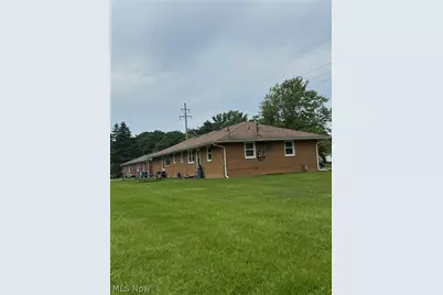 605 W 36th Street, Lorain, OH 44052 - Photo 1