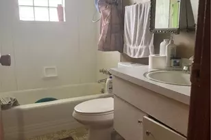 605 W 36th St, Lorain, OH 44052 - Photo 8