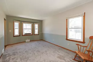 810 E Broad St, Elyria, OH 44035 - Photo 14