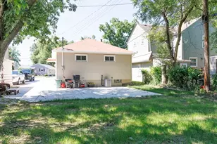810 E Broad St, Elyria, OH 44035 - Photo 32