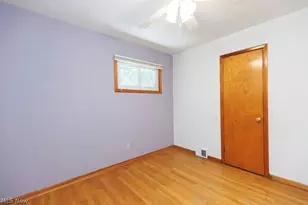 810 E Broad St, Elyria, OH 44035 - Photo 28